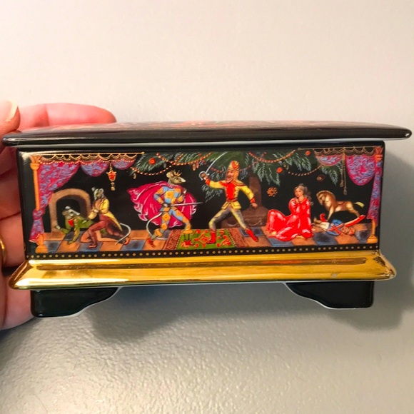 VINTAGE ARDLEIGH ELLIOT & SONS RUSSIAN NUTCRACKER MUSIC TRINKET - Picture 7 of 14